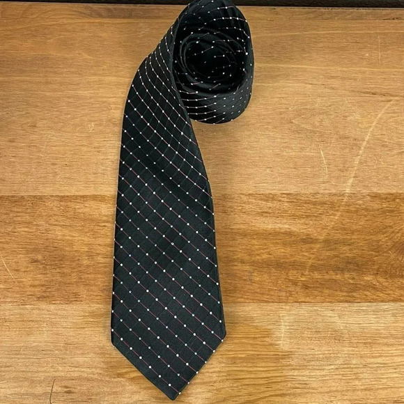 Geoffrey Beene Other - Geoffrey Beene Necktie Men's Classic Traditional Diamond Dotted Silk Black